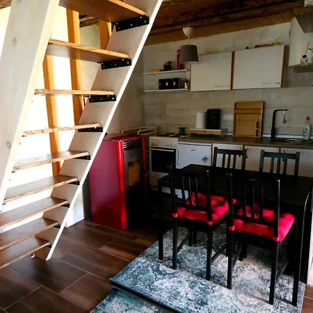Apartment Art Village